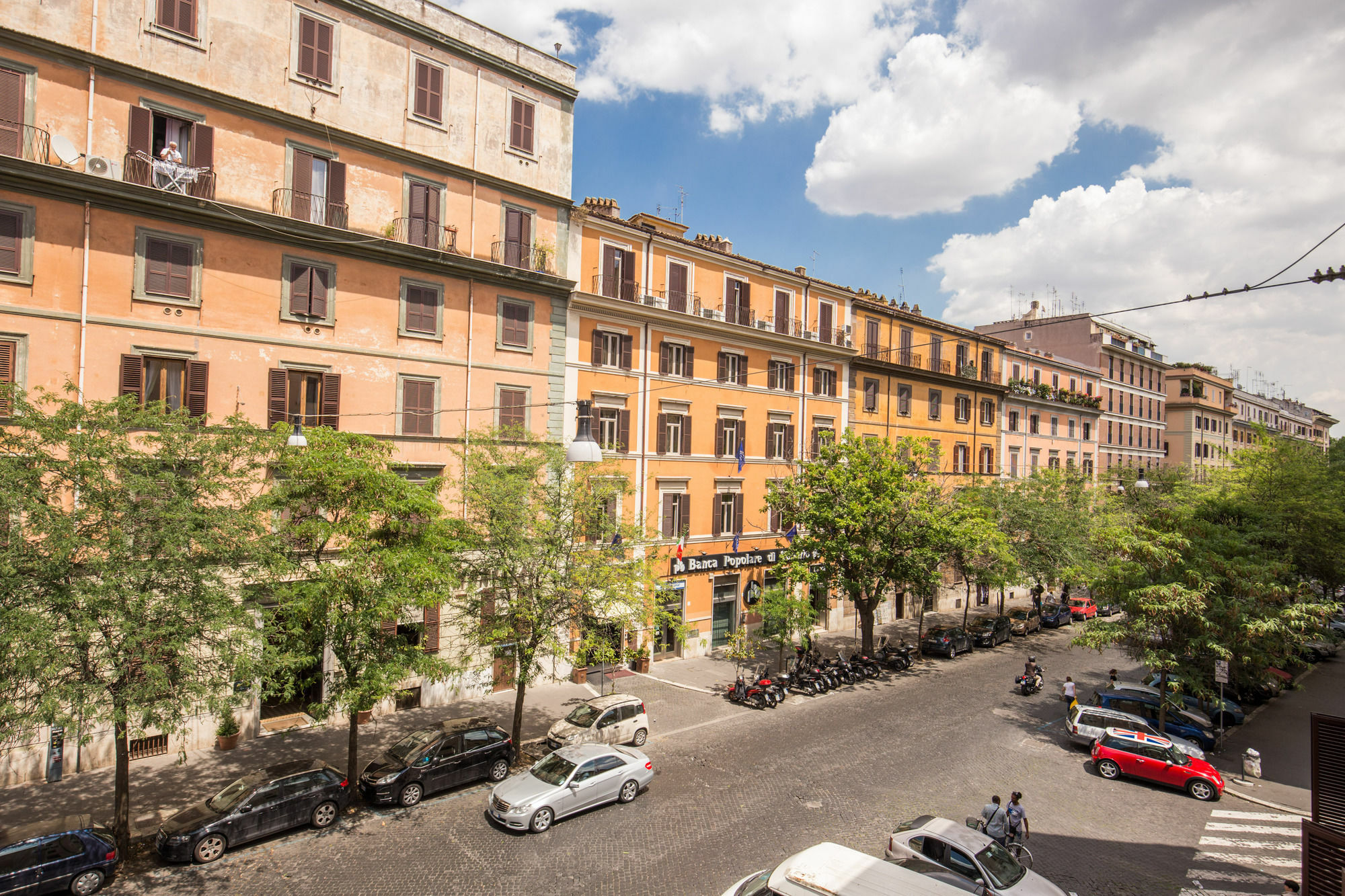 Leoni Di Giada Guesthouse - Close To Central Station Rom Exterior foto